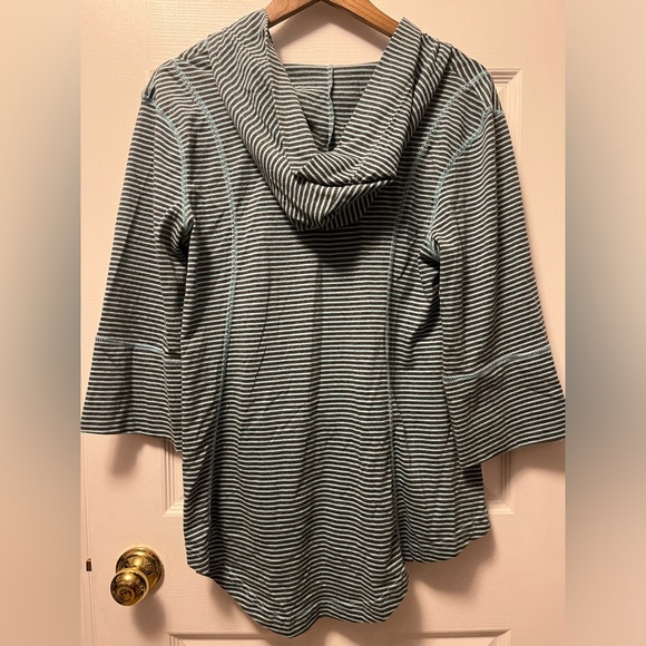 Lur, Fashion for Change, Striped Hoodie, Women’s Size Medium - Picture 10 of 11